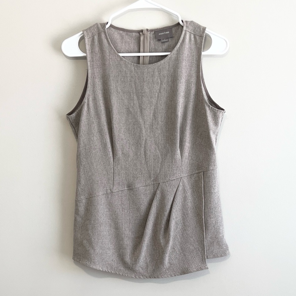August 1 Eight Sleeveless Suit Collection Top